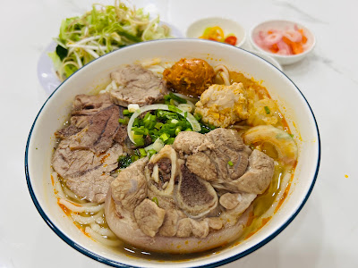Dấu hiệu nhận biết một tô bún bò Huế ngon Đống Đa