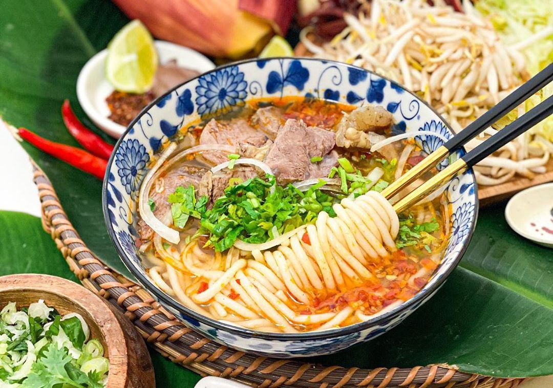 Bí quyết tạo nên hương vị đậm đà cho món bún bò huế